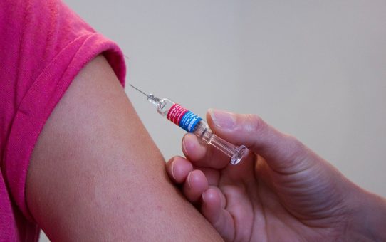 offener Brief  britischer Ärzte -  Corona-Kinderimpfung: Sicherheit und ethische Bedenken