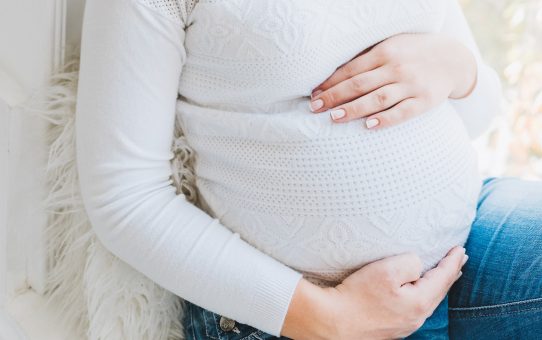 Sicherheitsprobleme bei Covid-19-Impfungen in der Schwangerschaft